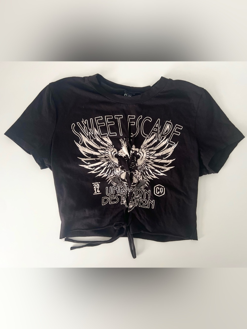 Windsor Black Graphic Tie-Front Crop Top